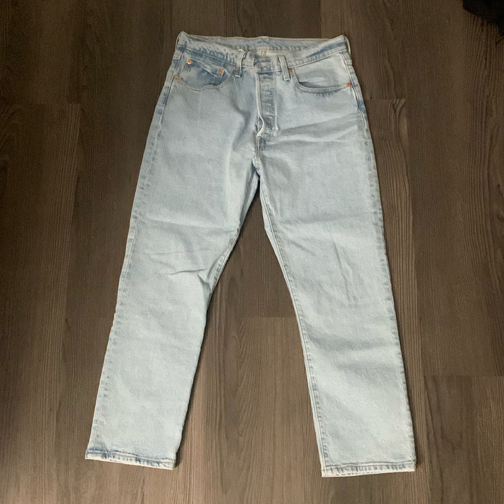 Levi’s 501 crop - button fly - 31W 26L - color: Samba Blues